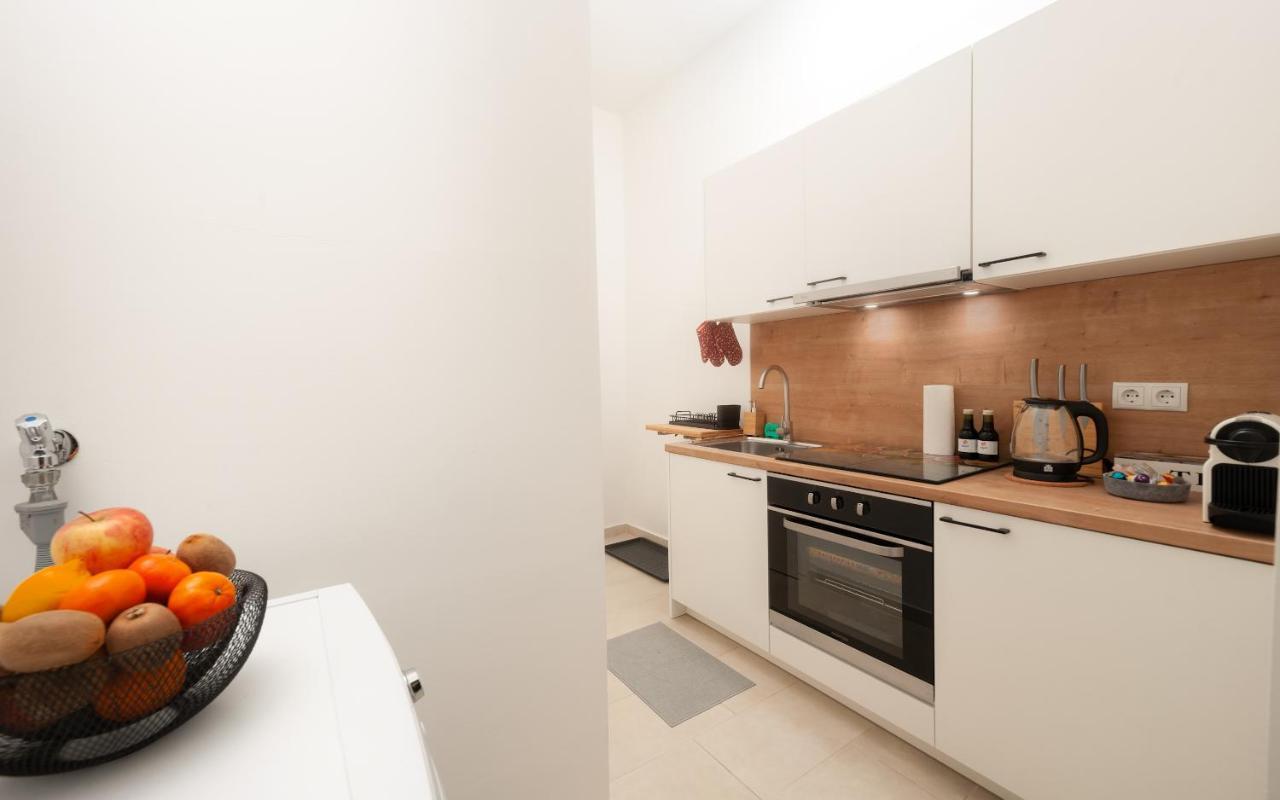 Malixa - Apartment In The Heart Of Vienna Next To Metro Bagian luar foto