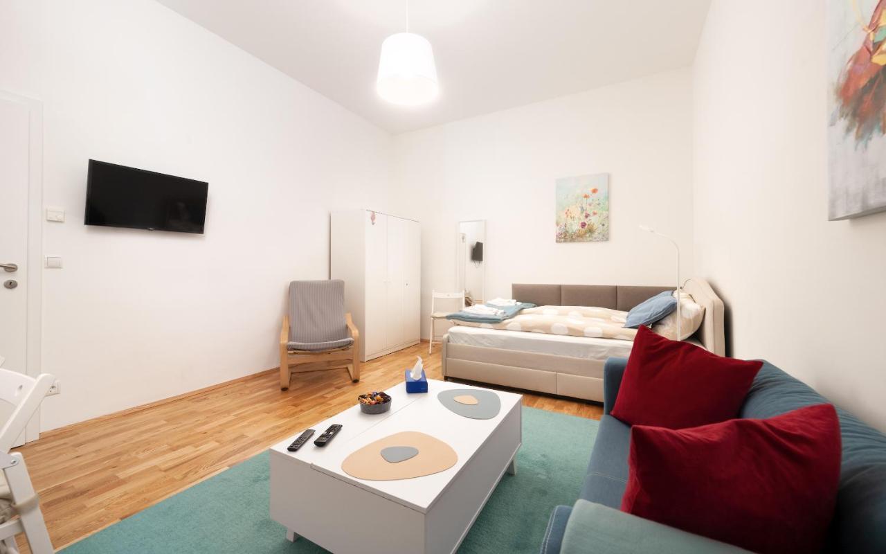 Malixa - Apartment In The Heart Of Vienna Next To Metro Bagian luar foto