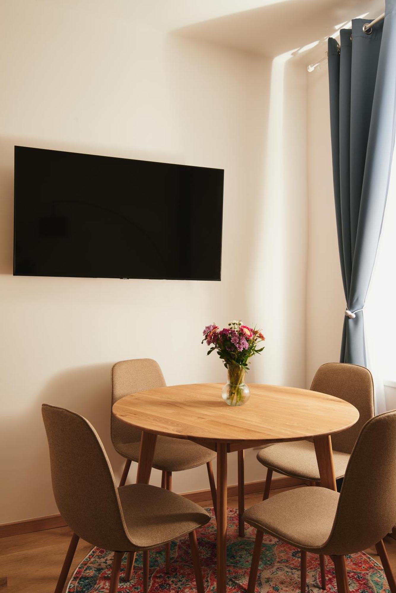 Malixa - Apartment In The Heart Of Vienna Next To Metro Bagian luar foto